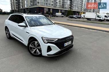 Позашляховик / Кросовер Audi Q8 e-tron 2023 в Бучі