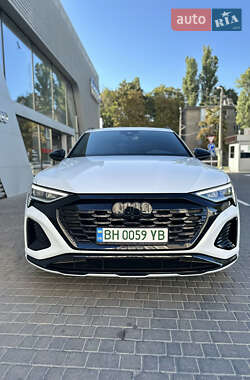 Внедорожник / Кроссовер Audi Q8 e-tron 2023 в Одессе