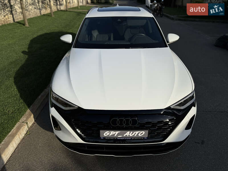 Внедорожник / Кроссовер Audi Q8 e-tron 2024 в Киеве
