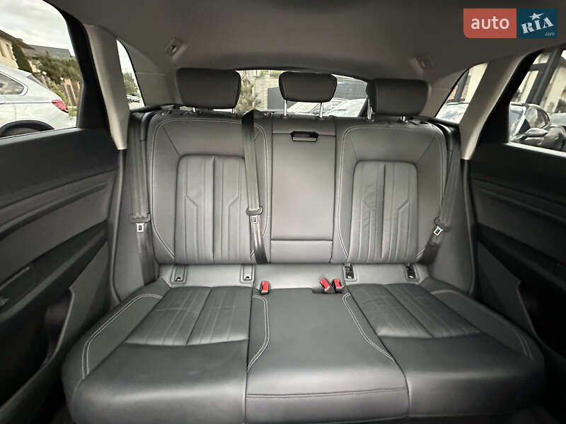 Внедорожник / Кроссовер Audi Q8 e-tron 2023 в Киеве фото 28 Внедорожник / Кроссовер Audi Q8 e-tron 2023 в Киеве