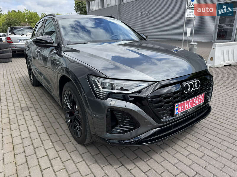 Внедорожник / Кроссовер Audi Q8 e-tron 2023 в Ровно
