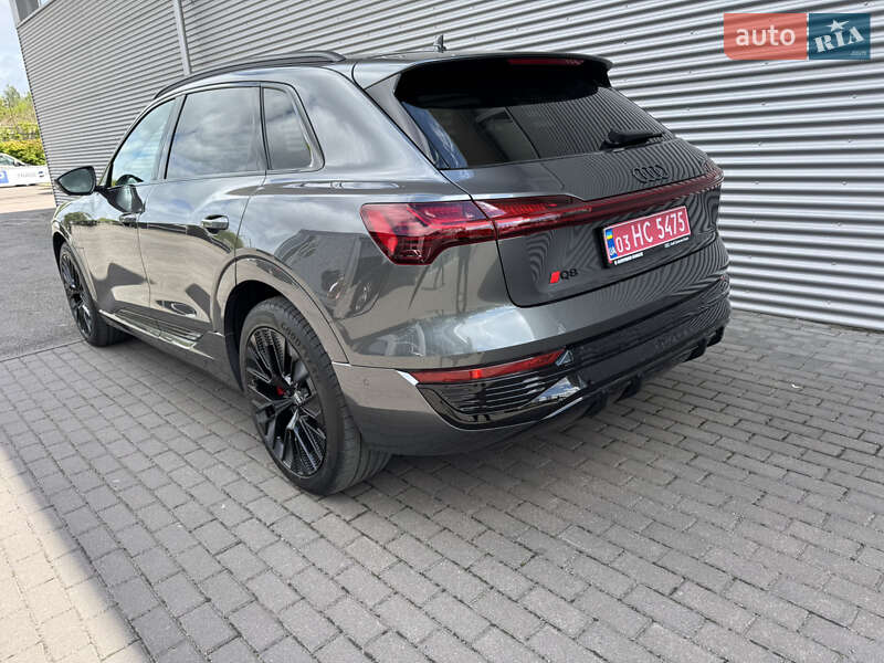 Внедорожник / Кроссовер Audi Q8 e-tron 2023 в Ровно