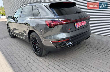 Внедорожник / Кроссовер Audi Q8 e-tron 2023 в 