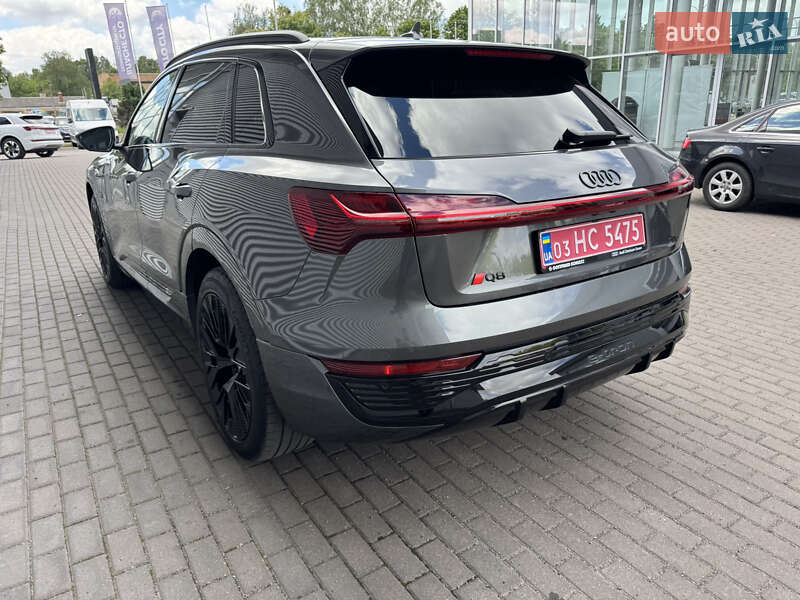 Внедорожник / Кроссовер Audi Q8 e-tron 2023 в Ровно