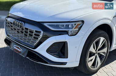 Внедорожник / Кроссовер Audi Q8 e-tron 2023 в 