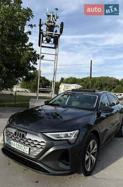Внедорожник / Кроссовер Audi Q8 e-tron 2023 в 