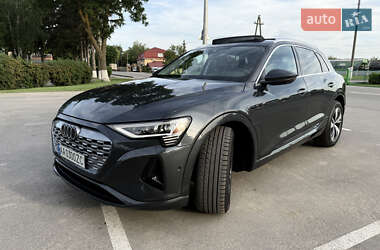 Внедорожник / Кроссовер Audi Q8 e-tron 2023 в 