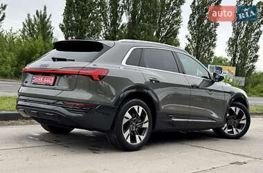 Внедорожник / Кроссовер Audi Q8 e-tron 2024 в 