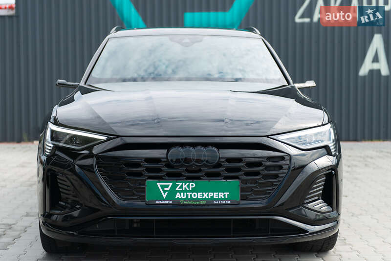 Внедорожник / Кроссовер Audi Q8 e-tron 2023 в Мукачево