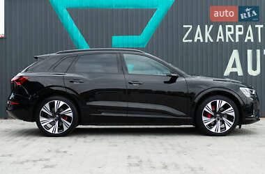 Внедорожник / Кроссовер Audi Q8 e-tron 2023 в 