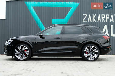 Внедорожник / Кроссовер Audi Q8 e-tron 2023 в 