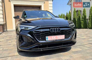 Внедорожник / Кроссовер Audi Q8 e-tron 2023 в 