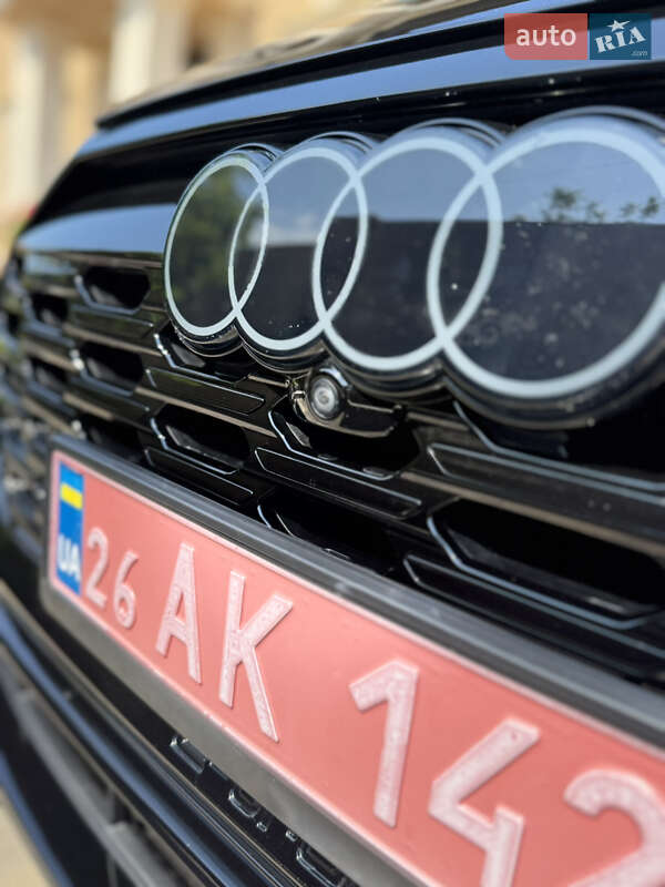 Внедорожник / Кроссовер Audi Q8 e-tron 2023 в Черновцах