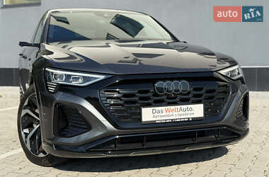 Внедорожник / Кроссовер Audi Q8 e-tron 2023 в 