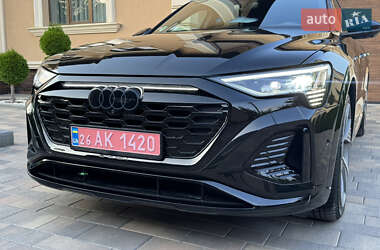Внедорожник / Кроссовер Audi Q8 e-tron 2023 в 