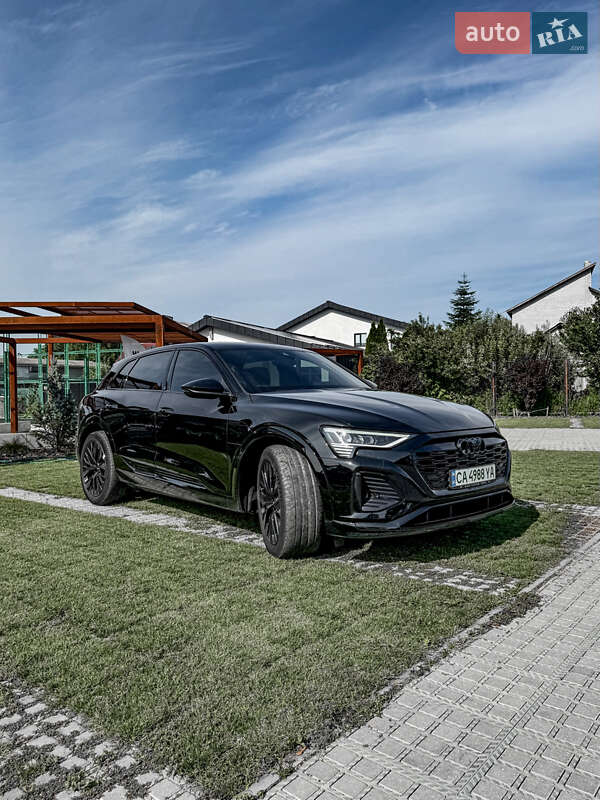 Внедорожник / Кроссовер Audi Q8 e-tron 2023 в Черкассах