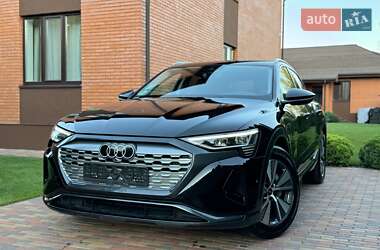 Внедорожник / Кроссовер Audi Q8 e-tron 2023 в Киеве