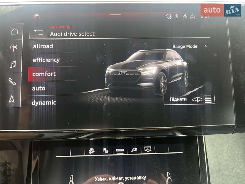 Внедорожник / Кроссовер Audi Q8 e-tron 2023 в Ровно