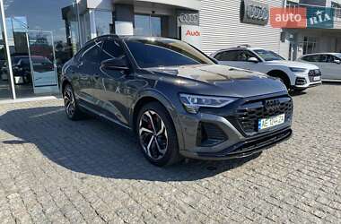 Внедорожник / Кроссовер Audi Q8 e-tron 2023 в 