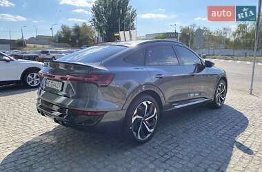 Внедорожник / Кроссовер Audi Q8 e-tron 2023 в 