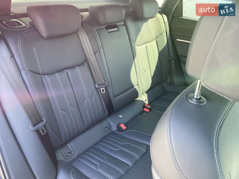 Позашляховик / Кросовер Audi Q8 e-tron 2023 в Дніпрі фото 30 Позашляховик / Кросовер Audi Q8 e-tron 2023 в Дніпрі