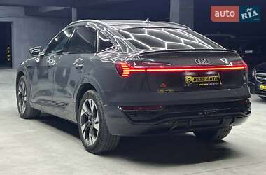 Внедорожник / Кроссовер Audi Q8 e-tron 2023 в 