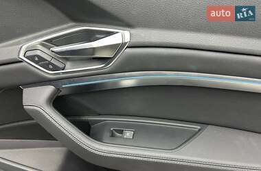 Внедорожник / Кроссовер Audi Q8 e-tron 2023 в 