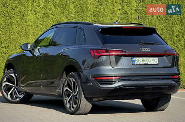 Внедорожник / Кроссовер Audi Q8 e-tron 2023 в 