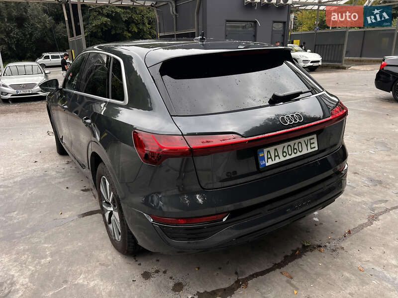Внедорожник / Кроссовер Audi Q8 e-tron 2023 в Киеве фото 8 Внедорожник / Кроссовер Audi Q8 e-tron 2023 в Киеве