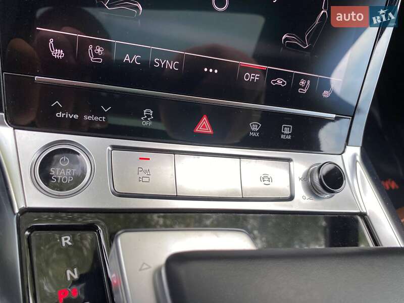 Внедорожник / Кроссовер Audi Q8 e-tron 2023 в Хмельницком