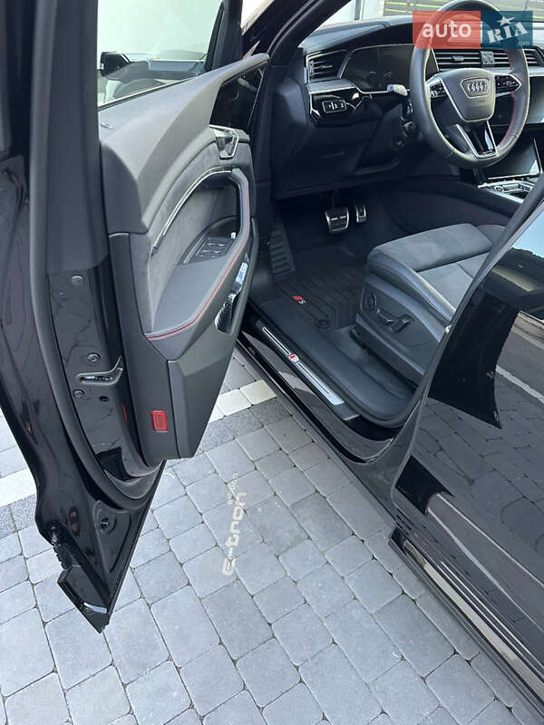 Внедорожник / Кроссовер Audi Q8 e-tron 2023 в Богородчанах