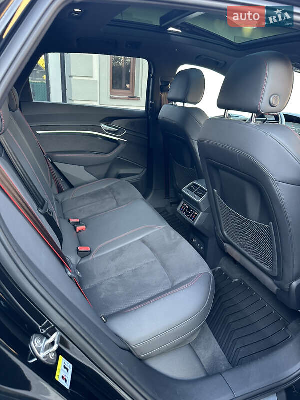 Внедорожник / Кроссовер Audi Q8 e-tron 2023 в Богородчанах