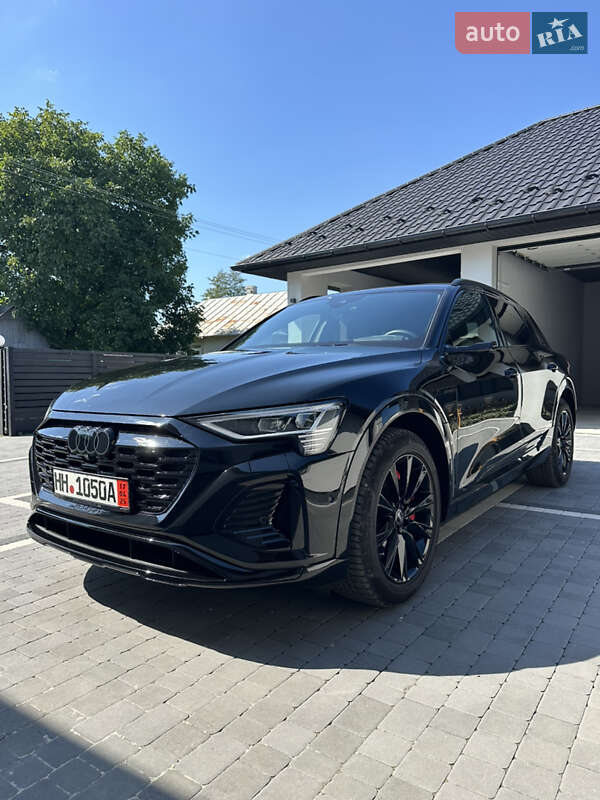 Audi Q8 e-tron 2023