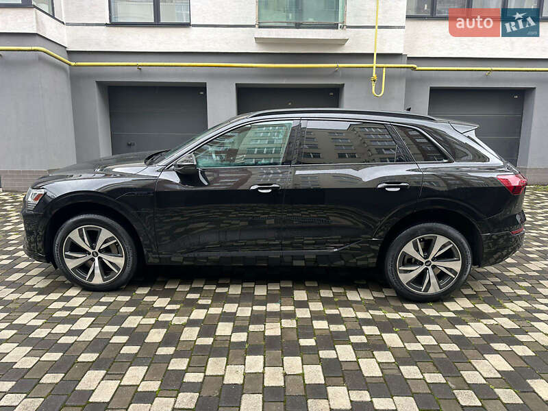 Позашляховик / Кросовер Audi Q8 e-tron 2023 в Івано-Франківську фото 13 Позашляховик / Кросовер Audi Q8 e-tron 2023 в Івано-Франківську