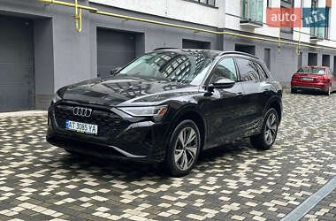 Внедорожник / Кроссовер Audi Q8 e-tron 2023 в Ивано-Франковске
