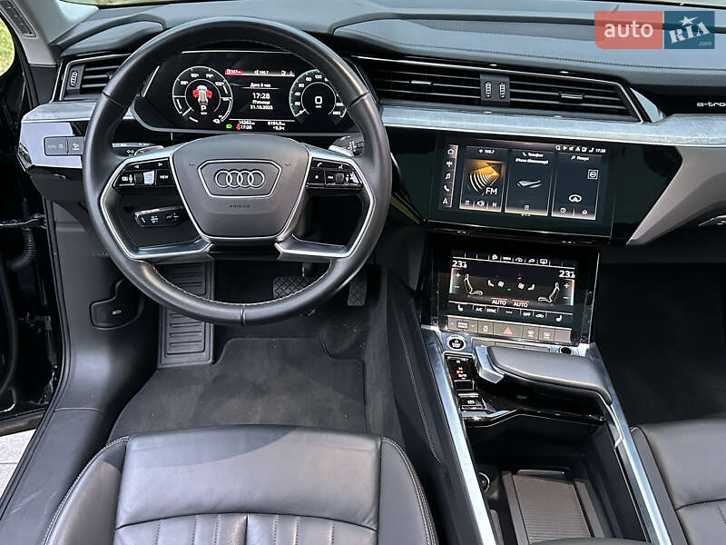 Внедорожник / Кроссовер Audi Q8 e-tron 2023 в Житомире фото 73 Внедорожник / Кроссовер Audi Q8 e-tron 2023 в Житомире