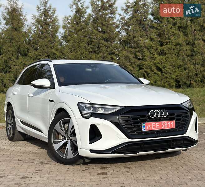 Audi Q8 e-tron 2024
