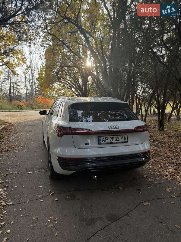 Внедорожник / Кроссовер Audi Q8 e-tron 2023 в Запорожье