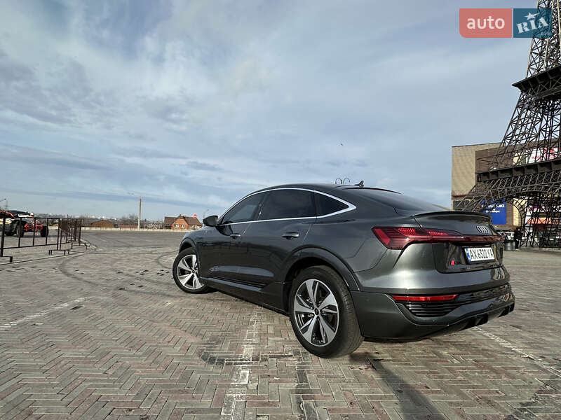 Внедорожник / Кроссовер Audi Q8 e-tron 2023 в Харькове