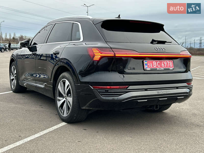 Внедорожник / Кроссовер Audi Q8 e-tron 2023 в Ровно фото 6 Внедорожник / Кроссовер Audi Q8 e-tron 2023 в Ровно