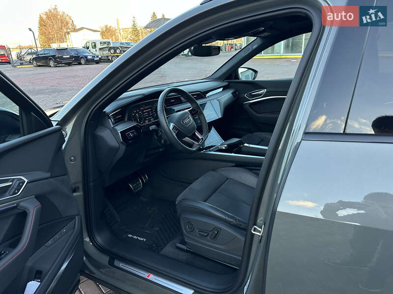 Внедорожник / Кроссовер Audi Q8 e-tron 2023 в Ровно