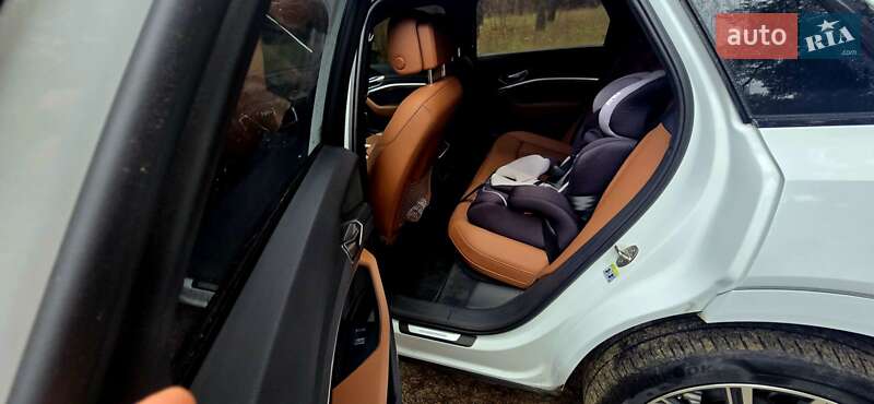 Внедорожник / Кроссовер Audi Q8 e-tron 2023 в Горишних Плавнях