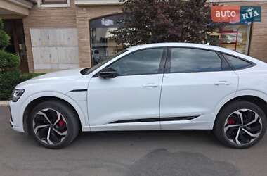 Внедорожник / Кроссовер Audi Q8 e-tron 2023 в Одессе