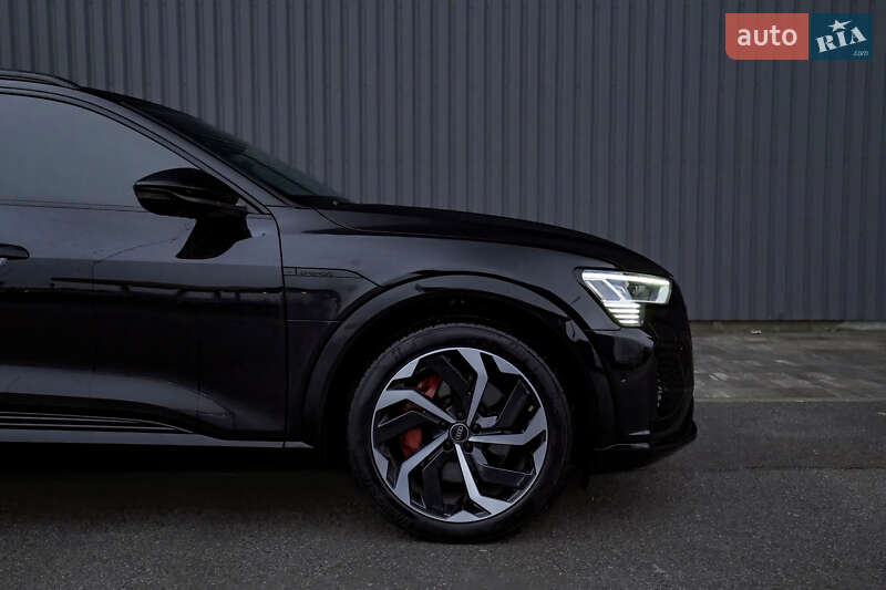 Позашляховик / Кросовер Audi Q8 e-tron 2023 в Харкові фото 15 Позашляховик / Кросовер Audi Q8 e-tron 2023 в Харкові
