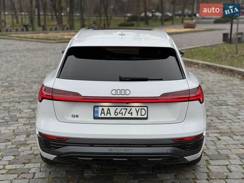 Внедорожник / Кроссовер Audi Q8 e-tron 2023 в Киеве фото 5 Внедорожник / Кроссовер Audi Q8 e-tron 2023 в Киеве