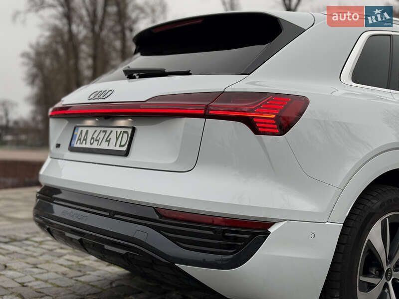 Внедорожник / Кроссовер Audi Q8 e-tron 2023 в Киеве фото 20 Внедорожник / Кроссовер Audi Q8 e-tron 2023 в Киеве