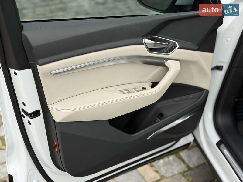 Внедорожник / Кроссовер Audi Q8 e-tron 2023 в Киеве фото 25 Внедорожник / Кроссовер Audi Q8 e-tron 2023 в Киеве