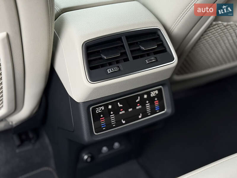 Внедорожник / Кроссовер Audi Q8 e-tron 2023 в Киеве фото 45 Внедорожник / Кроссовер Audi Q8 e-tron 2023 в Киеве