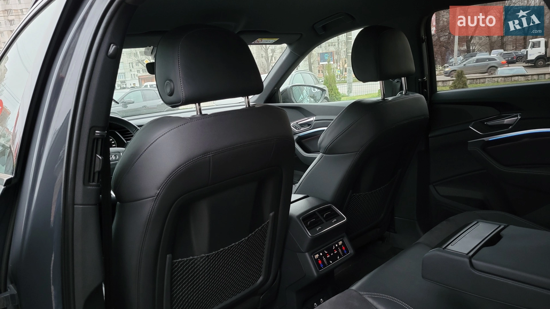 2023 Audi Q8 - мініатюра 27