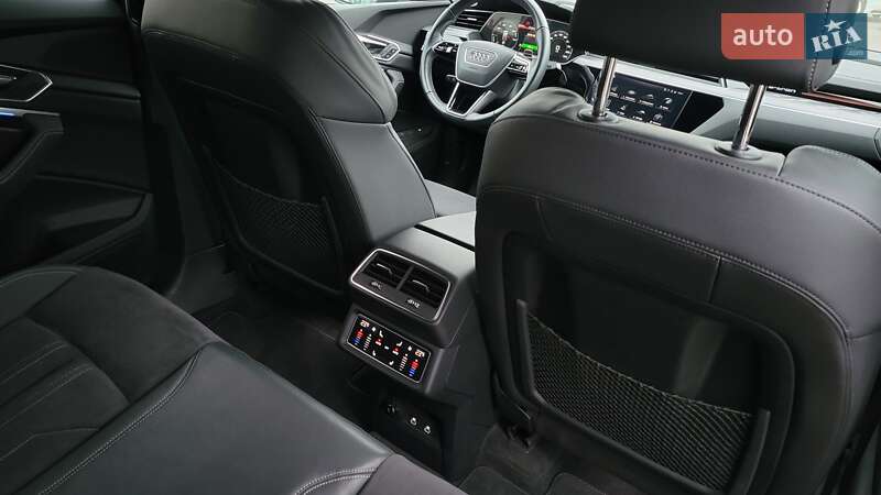 Внедорожник / Кроссовер Audi Q8 e-tron 2023 в Хмельницком фото 35 Внедорожник / Кроссовер Audi Q8 e-tron 2023 в Хмельницком